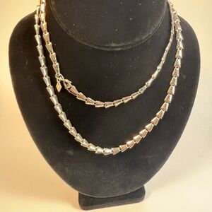 Vintage Necklace Silver Tone Interesting Arrow Head Links Signed Sarah Coventry